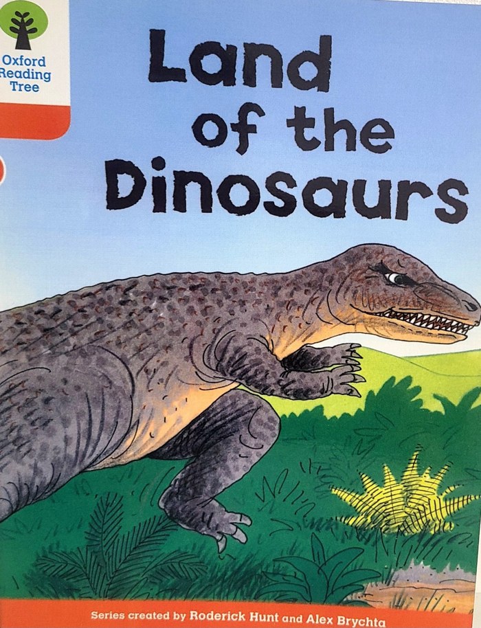 Land of the Dinosaurs 표지